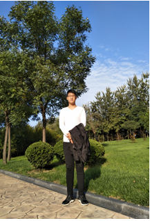 李彦良,2013级空中乘务专业。现于澳门bet356体育在线官网攻读硕士研究生学位。四年学习,感谢学校提供的良好环境,感谢老师的谆谆教导。 予学弟学妹语:或为工作难求,或为深造苦闷,亦或茫茫不知所措,请一定相信,阳光总在风雨后,首要坚定目标,次要持续努力,忌朝三暮四,如此方能实现自身理想。